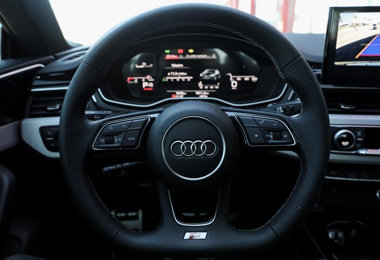Audi Q5 상세 분석