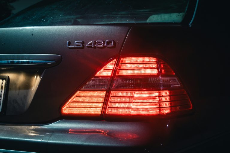 Lexus HS 완전 정복