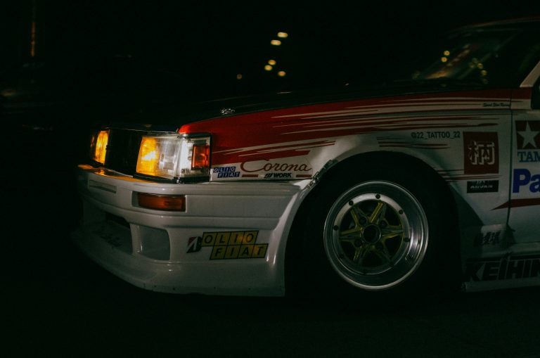 Toyota Corona 리뷰 및 상세 스펙