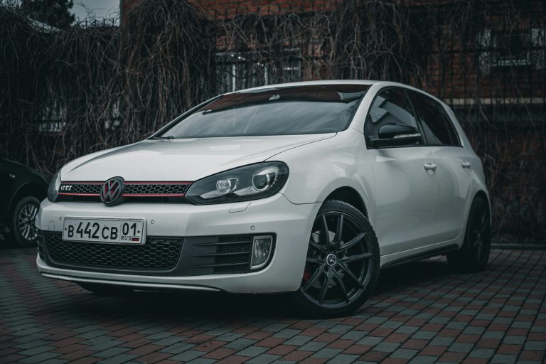 Volkswagen Golf GTI 완벽 가이드